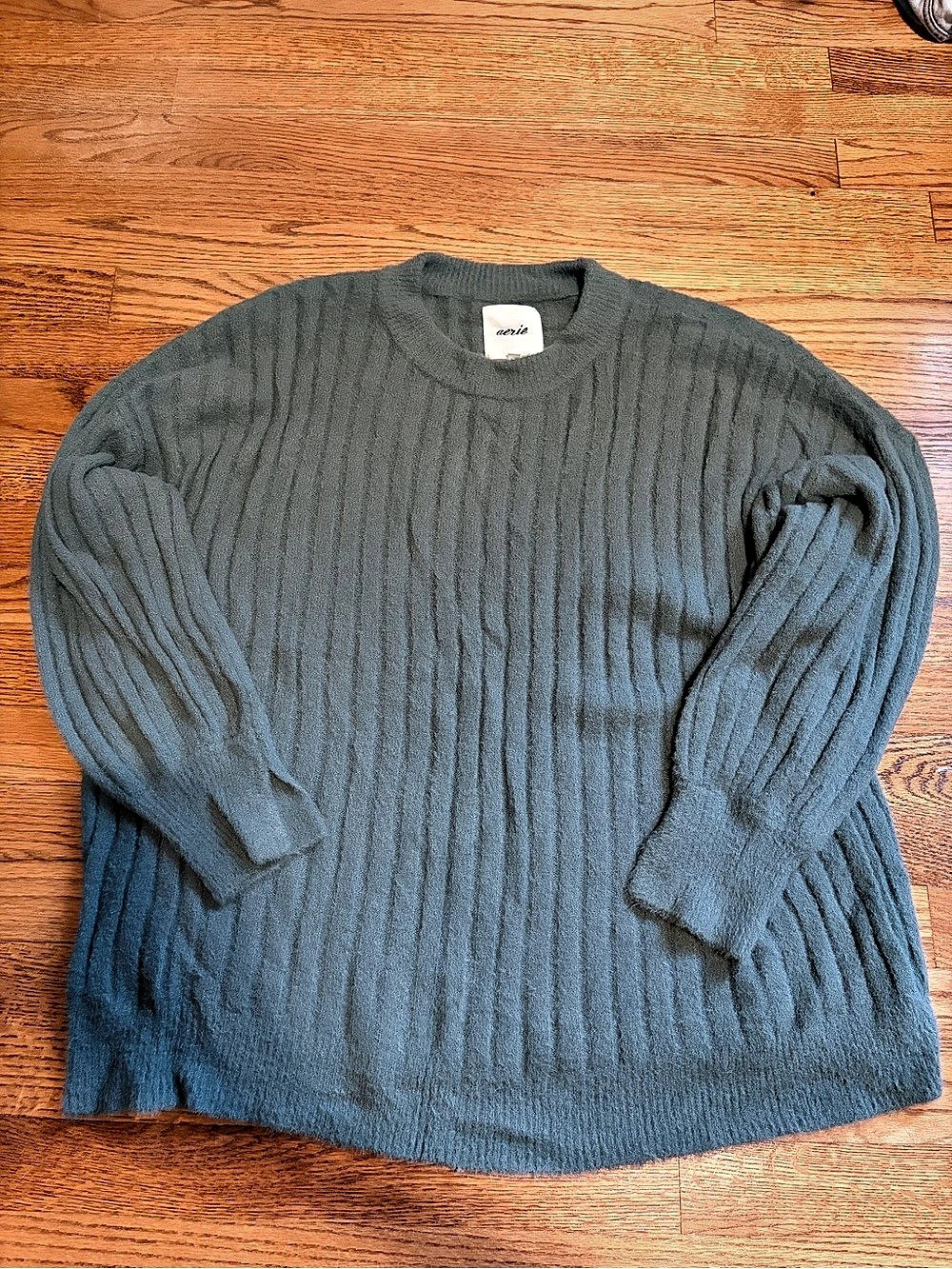 Aerie Oversized Ribbed Fuzzy Crewneck Sweater Green/Grey in Small